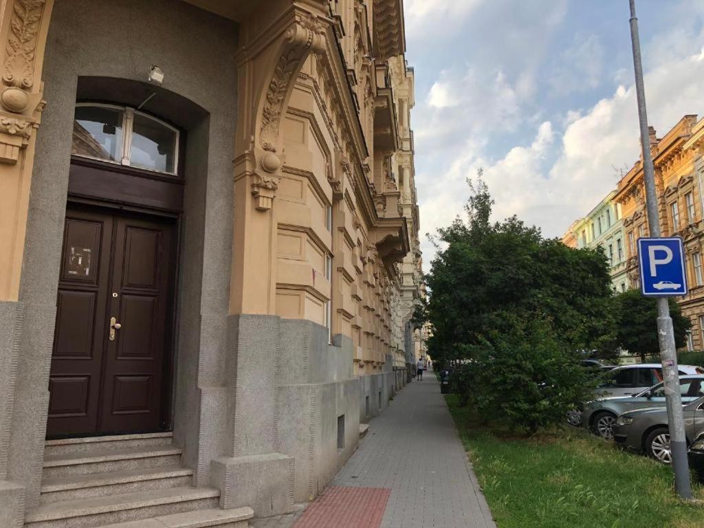 Apatrhostel Brno Zewnętrze zdjęcie