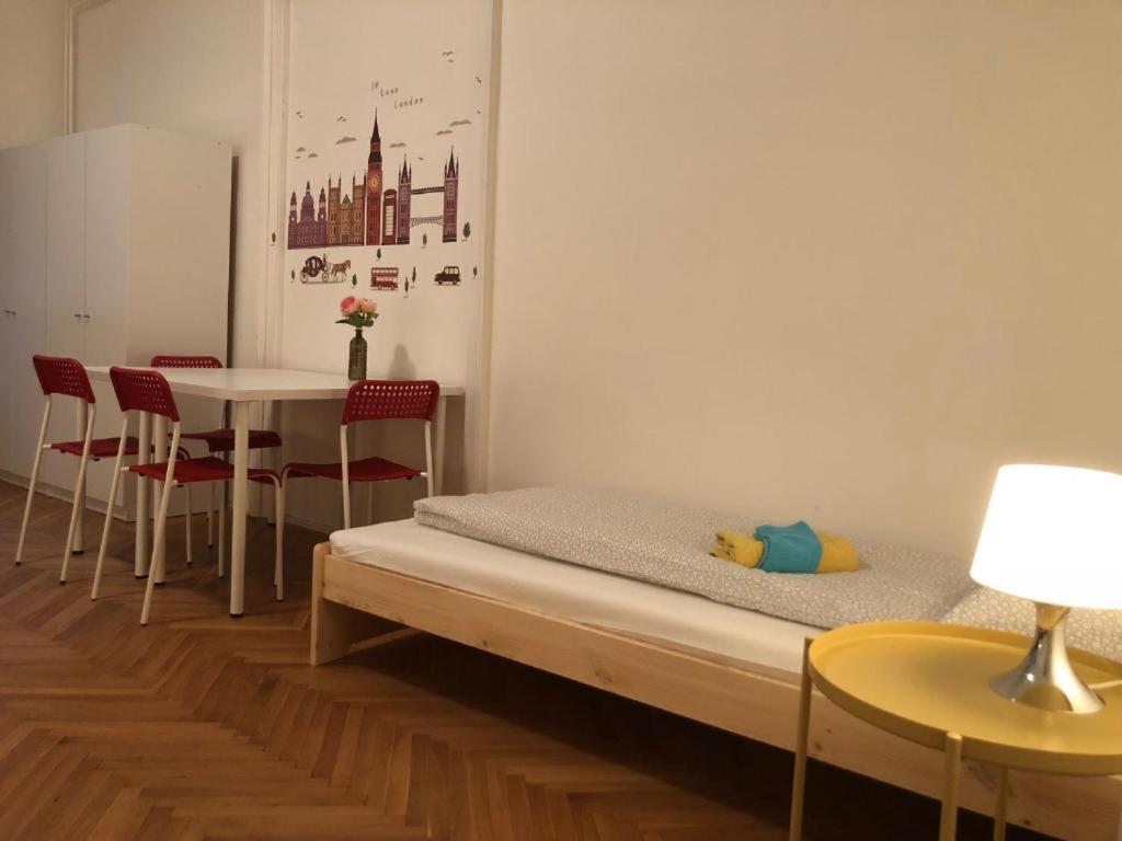 Apatrhostel Brno Zewnętrze zdjęcie