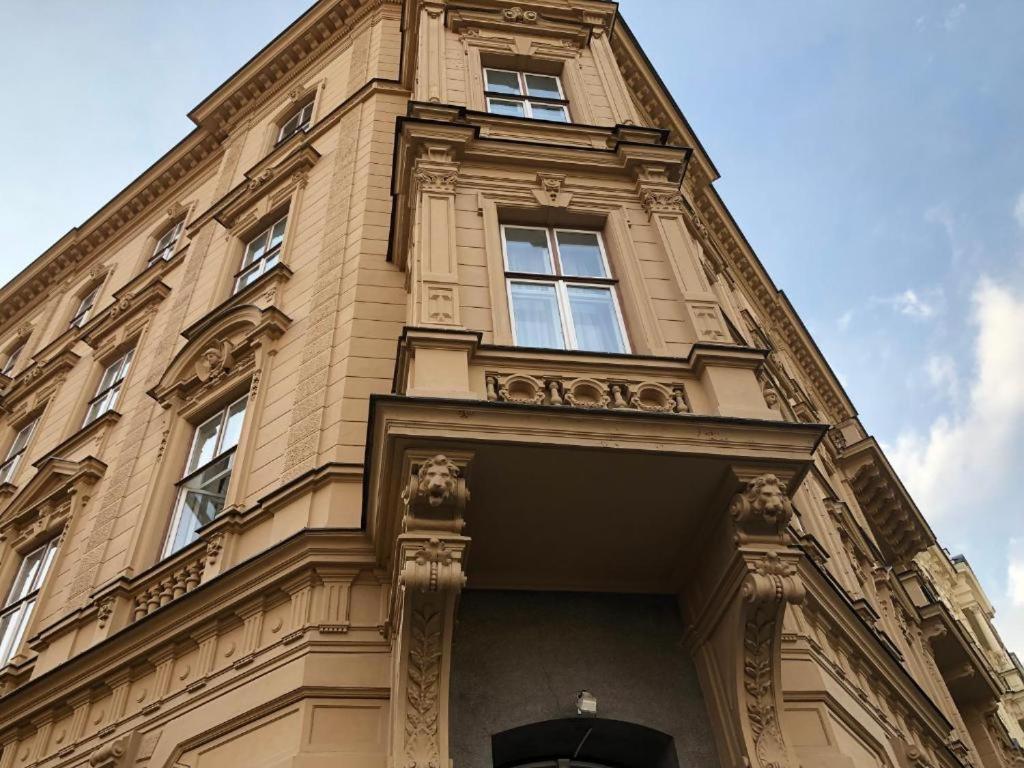 Apatrhostel Brno Zewnętrze zdjęcie