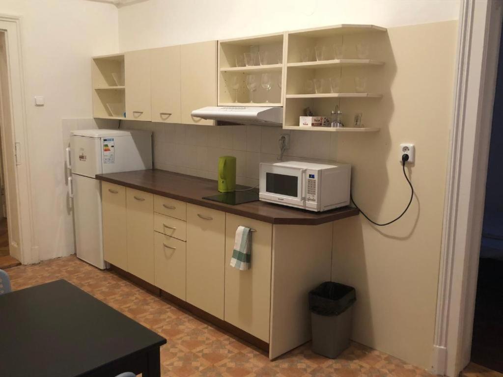 Apatrhostel Brno Zewnętrze zdjęcie