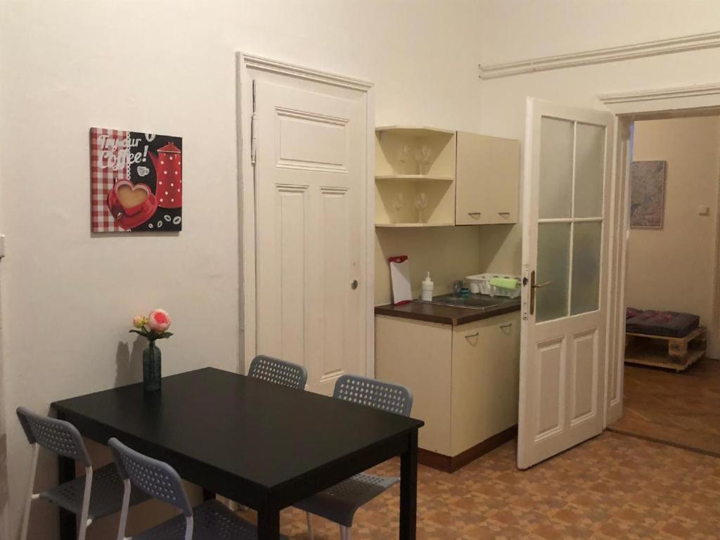 Apatrhostel Brno Zewnętrze zdjęcie